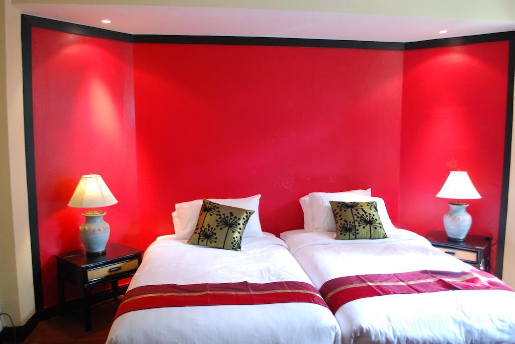 Sunset Apartment Phuket Patong Room photo