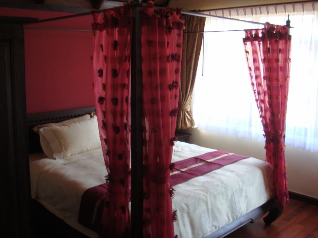 Sunset Apartment Phuket Patong Exterior photo